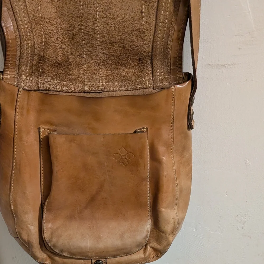 Patricia Nash Crossbody Saddlebag Style Purse - Picture 3 of 4